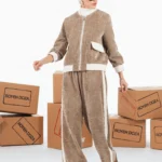 ست سوئیشرت و شلوار خط دار